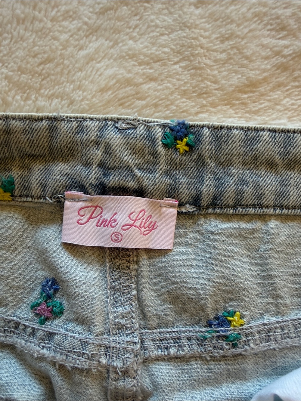 Pink Lily Light Wash Denim Shorts with Tiny Floral Embroidery - Picture 3 of 3